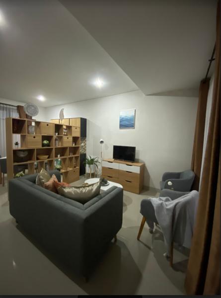 Rumah disewakan fully furnished di Cosmo Lippo Cikarang